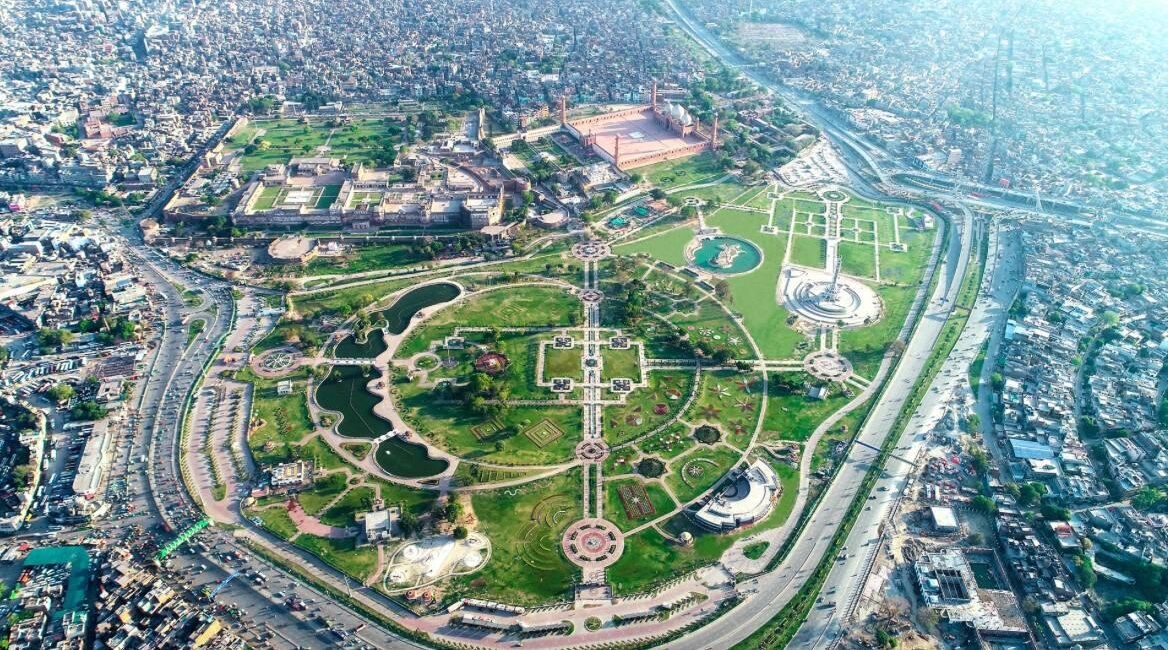Greater Iqbal Park – Androon Lahore | Historic Family Spot & Tourist Attraction